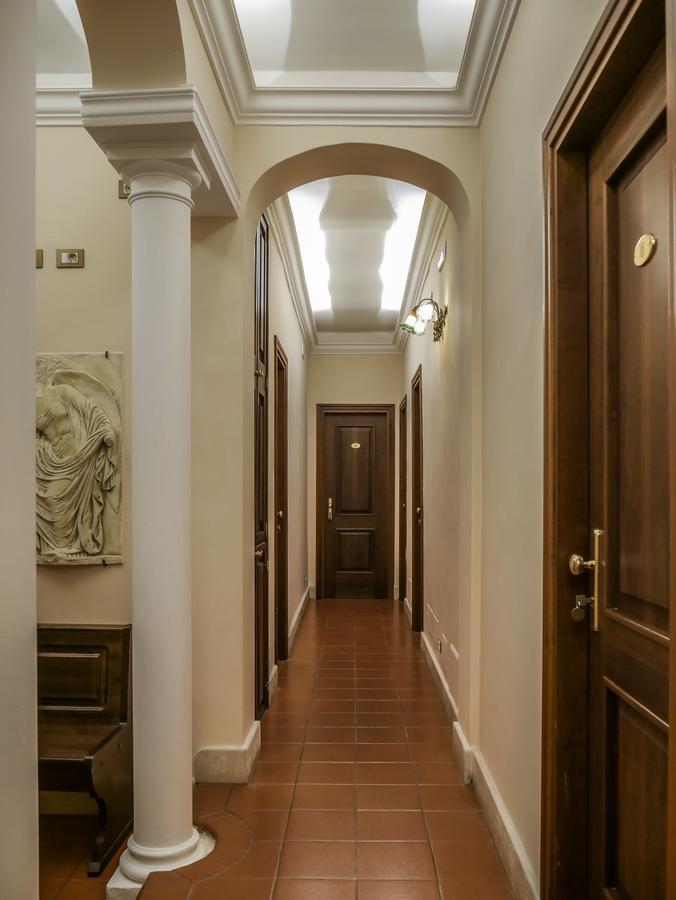 Hotel 4 Coronati Roma Exterior foto